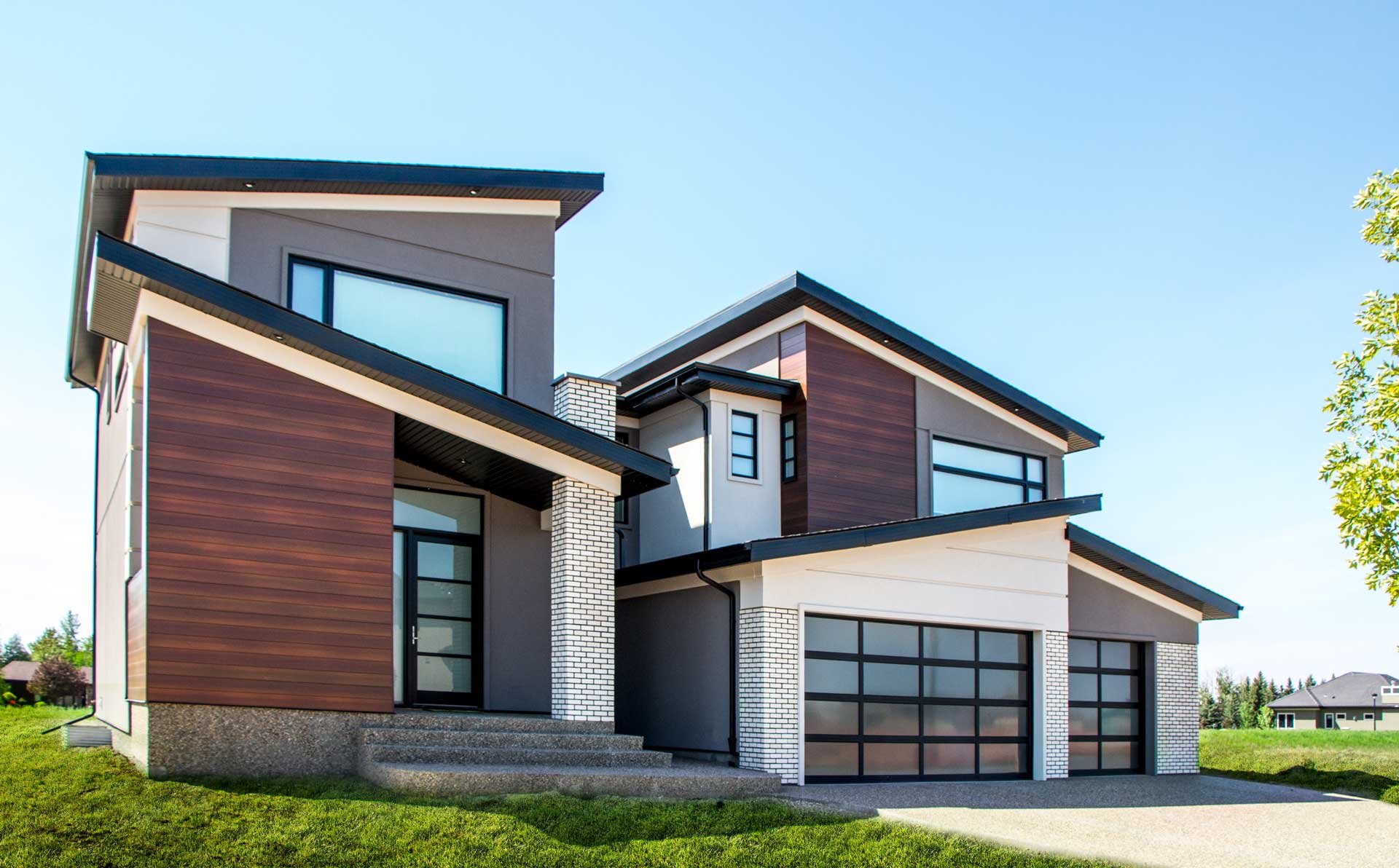 Home Builders in Edmonton - Which kind is best for you?